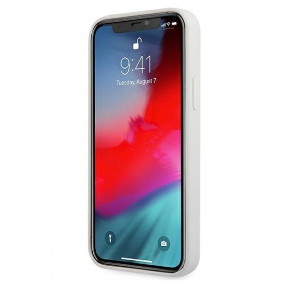 iPhone 12 Pro Max och väldigt snyggt skydd från Guess.