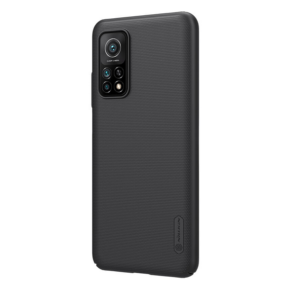 Med detta omslag kommer du att vara lugn för Xiaomi Mi 10T / 10T Pro och väldigt snyggt skydd från Nillkin.