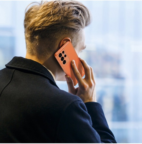 Ett elegant omslag för telefon och väldigt snyggt skydd från Dux Ducis.