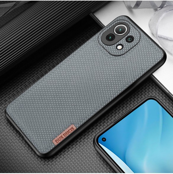 Med detta omslag kommer du att vara lugn för Xiaomi Mi 11 Lite 5G och väldigt snyggt skydd från Dux Ducis.