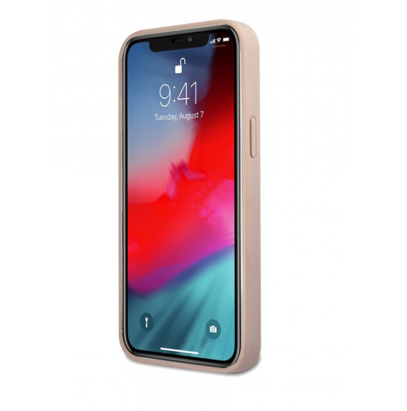 iPhone 12 Pro Max och mycket snyggt skydd från Guess.
