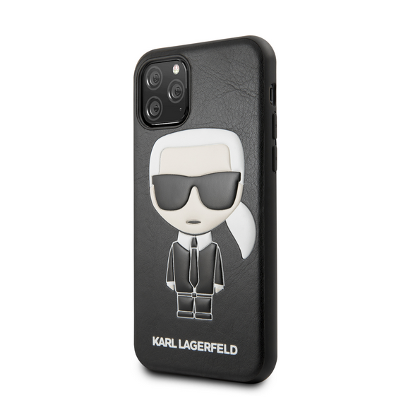 Svart och mycket praktiskt omslag från Karl Lagerfeld.