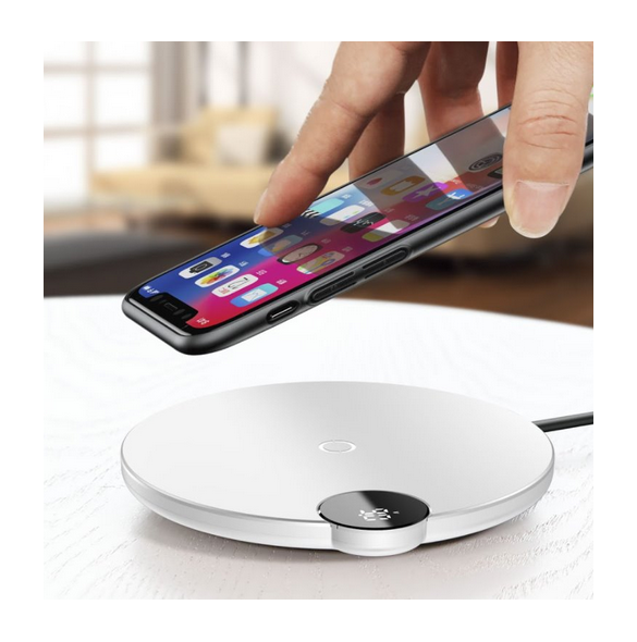 Lämplig för mobiltelefoner med trådlös laddningsfunktion