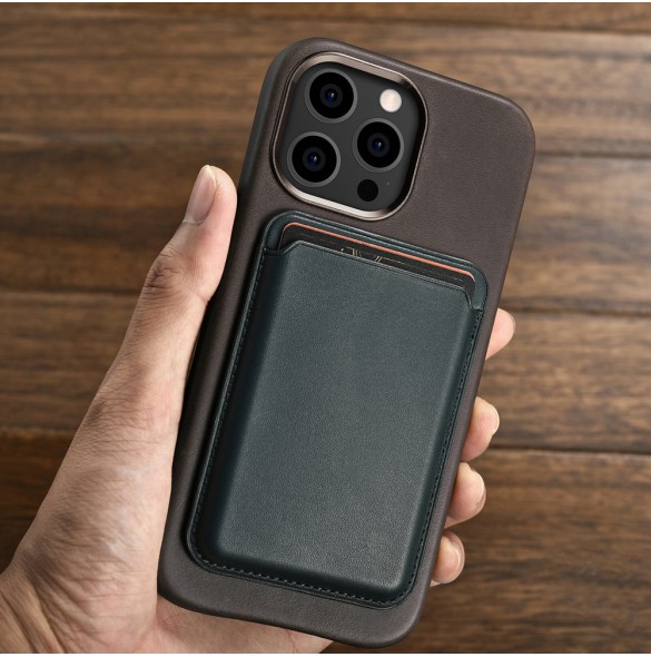 Ett snyggt skal till iPhone 13 Pro Max i kvalitativt material.