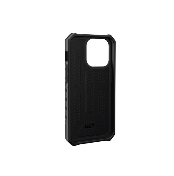 iPhone 13 Pro och mycket snyggt skydd från UAG.