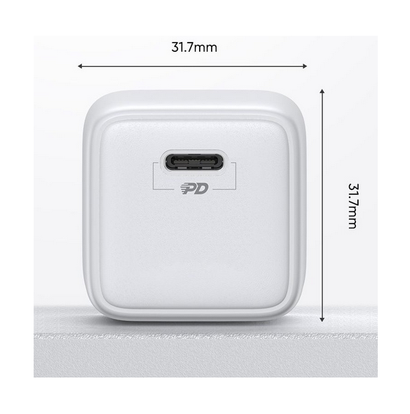 - effekt 30W
- PC -material