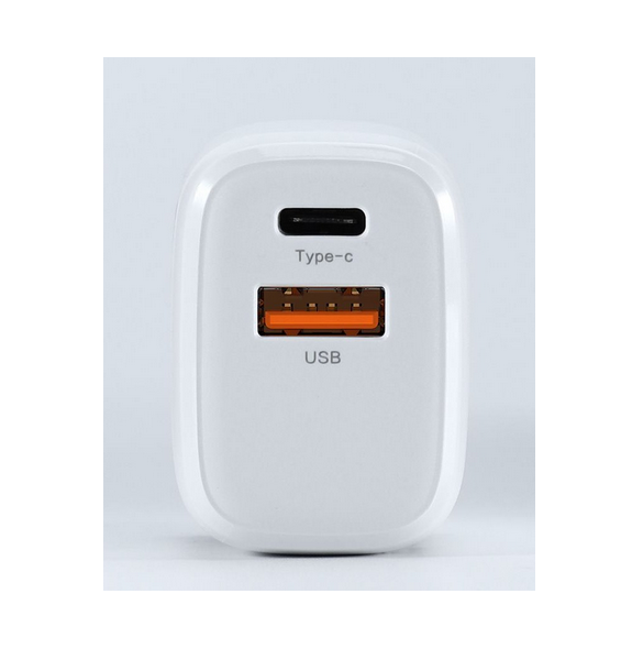 - USB-C-utgång 5V / 3A 9V / 2,22A 12V / 1,67A