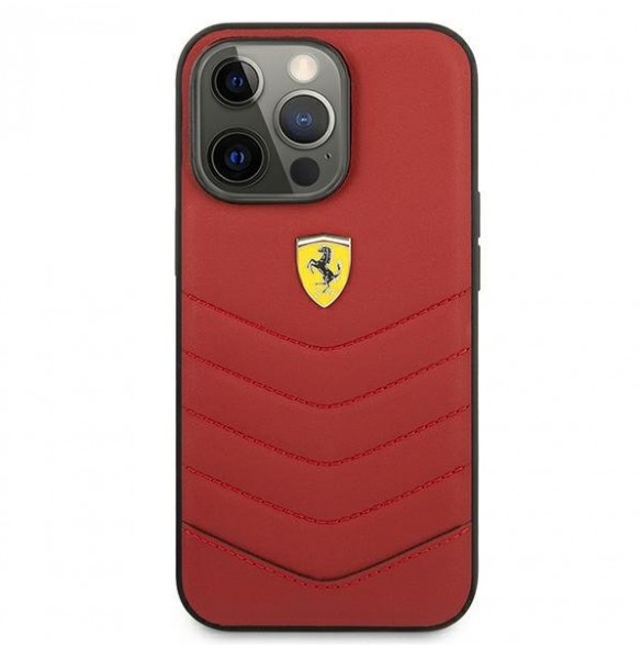 Rött och väldigt praktiskt fodral från Ferrari.