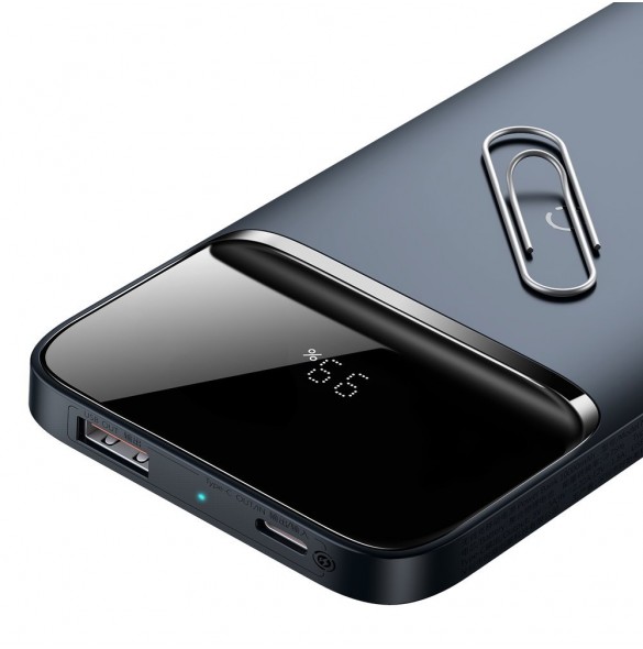 Kapacitet: 10 000 mAh / 3,7 V (37 Wh)