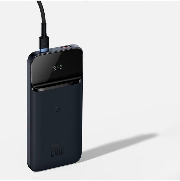 USB + UBS Typ C: 5 V / 3 A