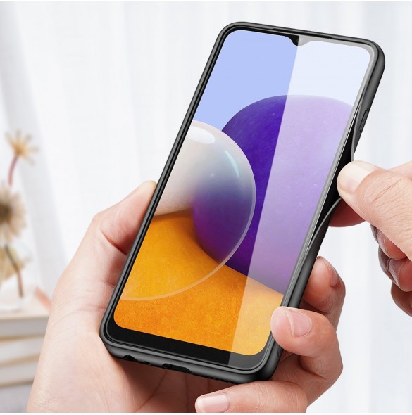 Samsung Galaxy A22 5G och väldigt snyggt skydd från Dux Ducis.