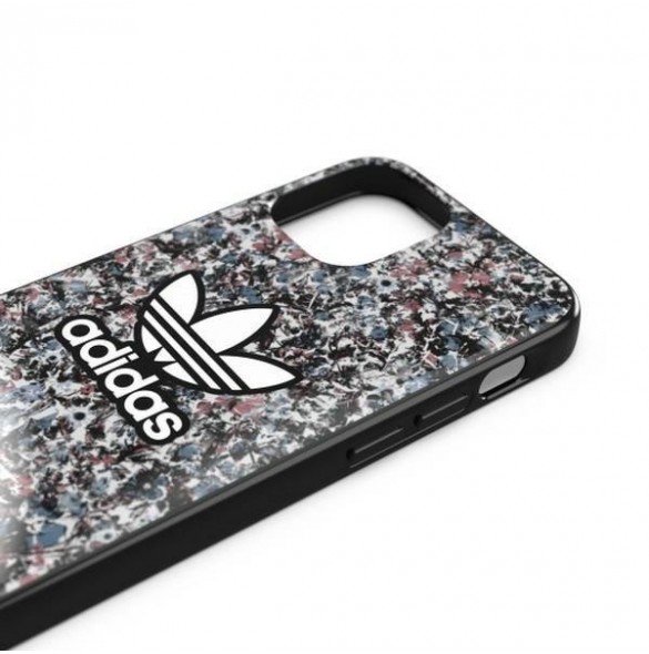 Högkvalitativt material från Adidas.