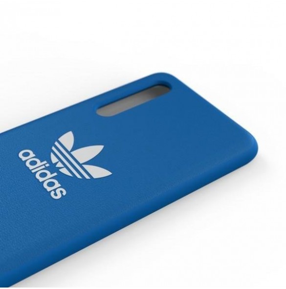 Med detta fodral kommer du att vara lugn för Huawei P30 och väldigt snyggt skydd från Adidas.