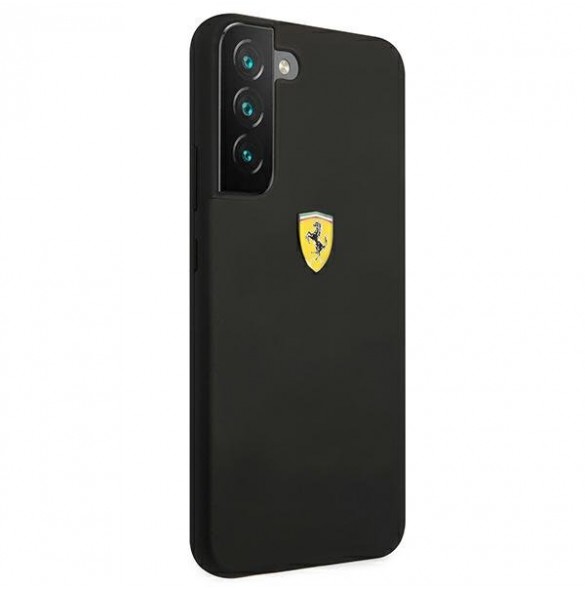 Samsung Galaxy S22 Plus och väldigt snyggt skydd från Ferrari.