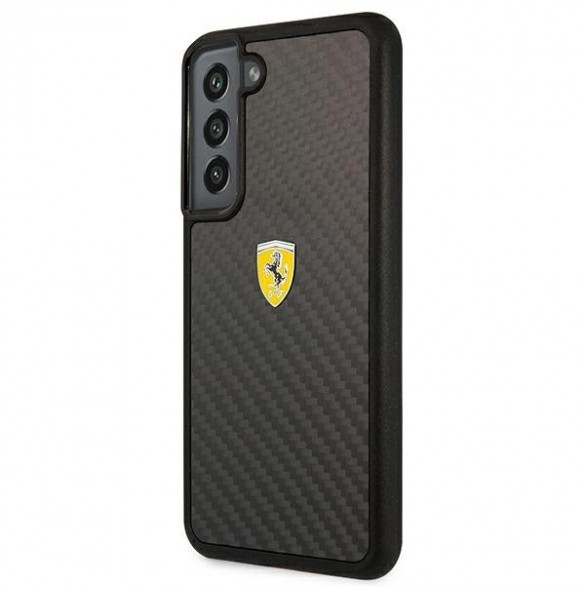 Samsung Galaxy S22 Plus och väldigt snyggt skydd från Ferrari.