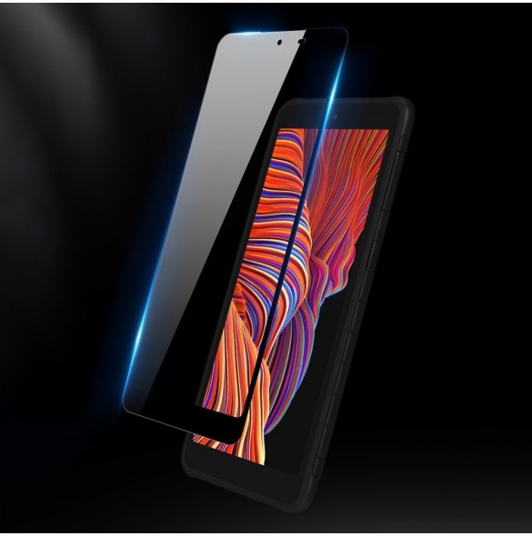 Dux Ducis 10D Tough Screen Protector i härdat glas täckt med ram för Samsung Galaxy XCover 5 - Svart (välvänlig)