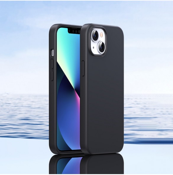 Ugreen LP625 Silky Silicone Protective Case Rubber Flexible Silicone Phone Case for iPhone 14 Black