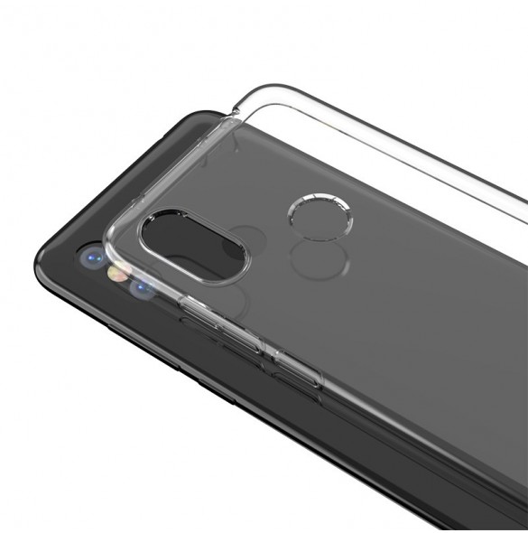 Genomskinligt och väldigt snyggt skydd för Xiaomi Redmi Note 6 Pro.