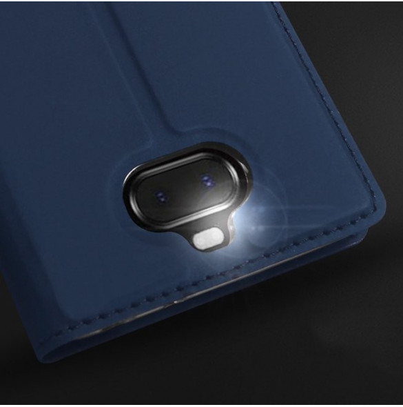 Blå och väldigt snyggt omslag Sony Xperia 10 Plus.