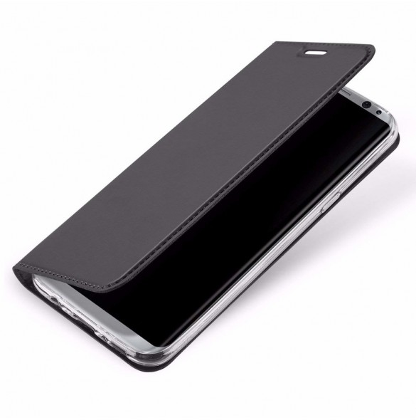 Din telefon skyddas av detta skydd från DUX DUCIS.