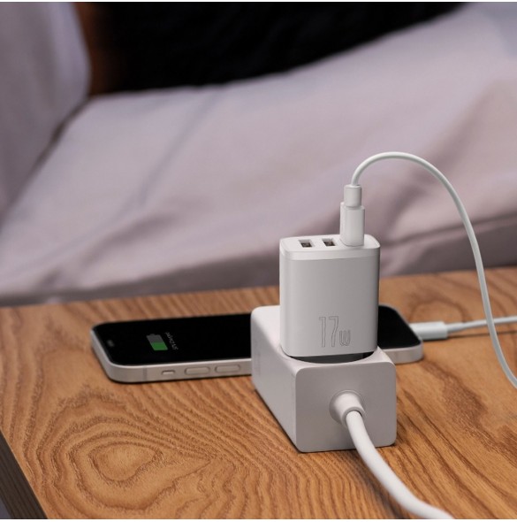 Baseus Compact laddare 3x USB 17W svart (CCXJ020101)