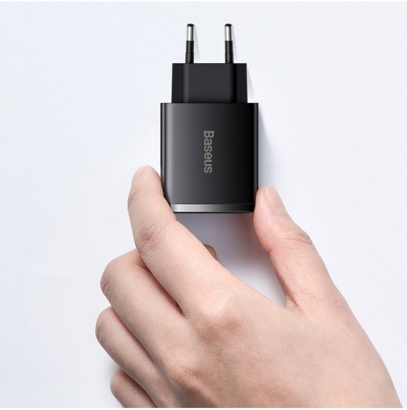Baseus Kompakt snabbladdare 2x USB / USB Typ C 30W 3A Strömförsörjning Snabbladdning vit (CCXJ-E02)