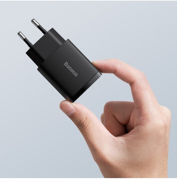Baseus Kompakt snabbladdare USB / USB Typ C 20W 3A Power Delivery Quick Charge 3.0 svart (CCXJ-B01)