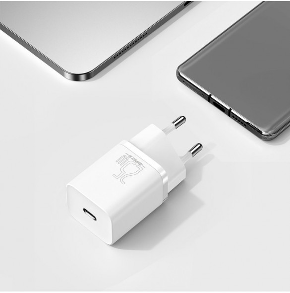 Baseus Super Si 1C snabb väggladdare USB Typ C 25W Power Delivery Quick Charge vit (CCSP020102)