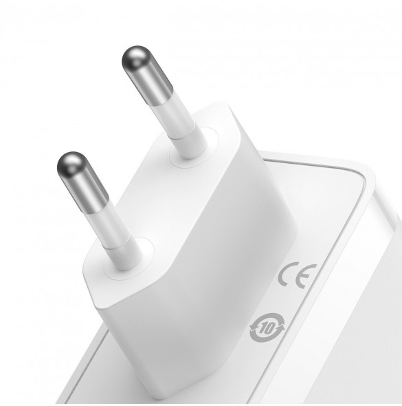 Baseus GaN5 Pro snabbladdare 2xUSB-C+USB 140W EU vit (CCGP100202)