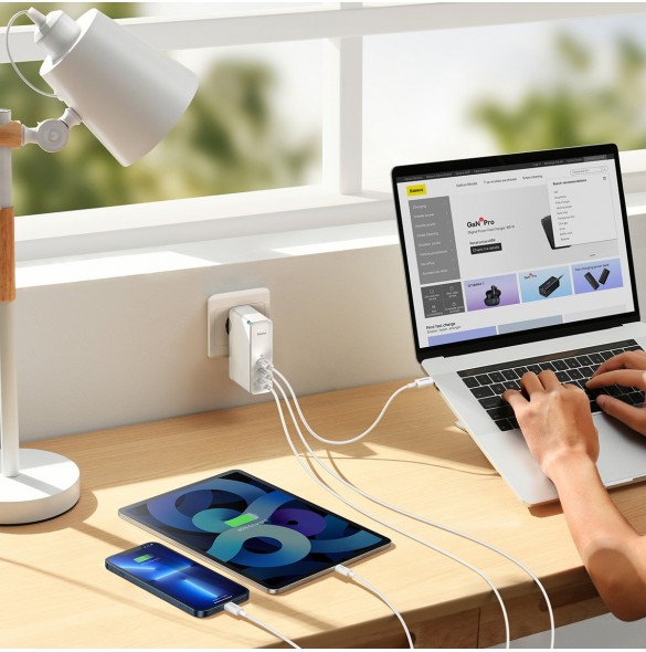 Baseus GaN5 Pro snabbladdare 2xUSB-C+USB 140W EU vit (CCGP100202)