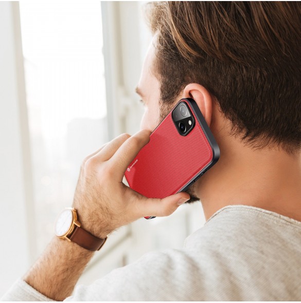 Dux Ducis Fino fodral skal av nylon för iPhone 14 Plus röd