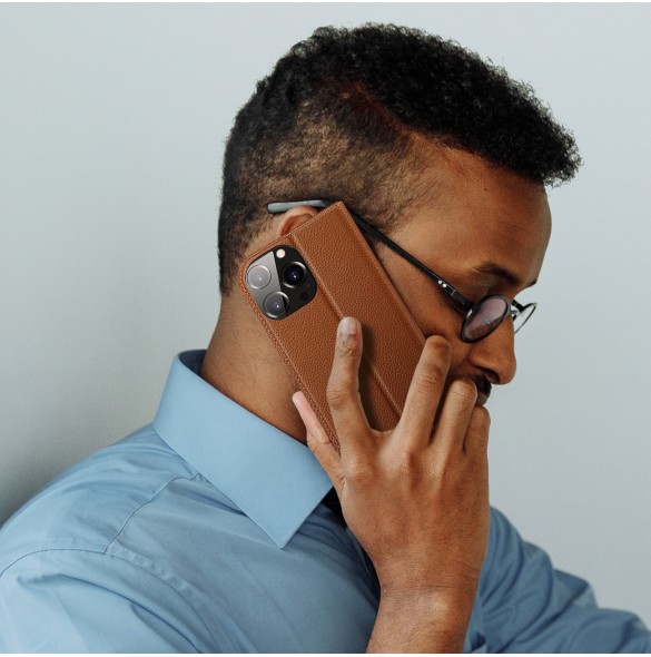 Dux Ducis Skin X2 skal till iPhone 14 Pro Max skal med magnetisk flik brun
