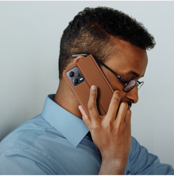 Dux Ducis Skin X2 Fodral för Xiaomi Redmi Note 12 5G / Poco X5 5G Cover Flip Plånboksställ Brun