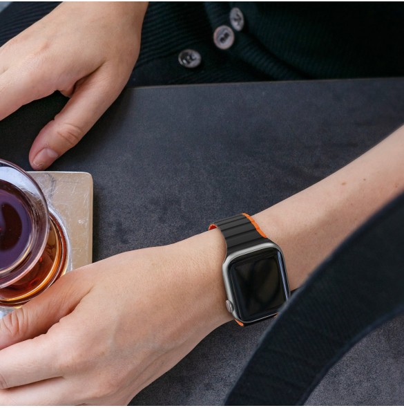 Magnetisk Apple Watch Ultra, SE, 9, 8, 7, 6, 5, 4, 3, 2, 1 (49, 45, 44, 42 mm) Dux Ducis-rem (LD-version) - svart och orange