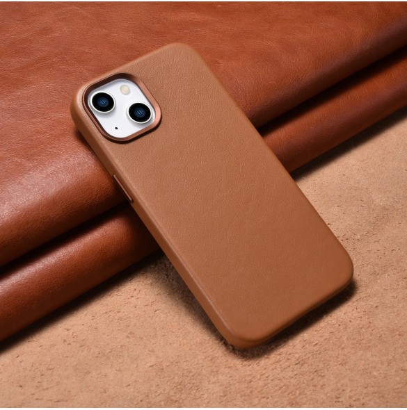 iCarer Case Läderfodral Skal för iPhone 14 Plus Brown (MagSafe-kompatibel)