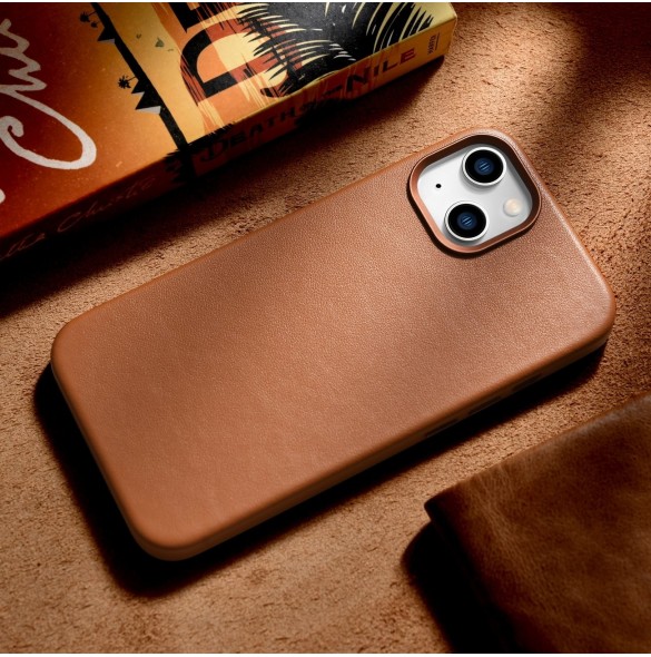 iCarer Case Läderfodral Skal för iPhone 14 Plus Brown (MagSafe-kompatibel)