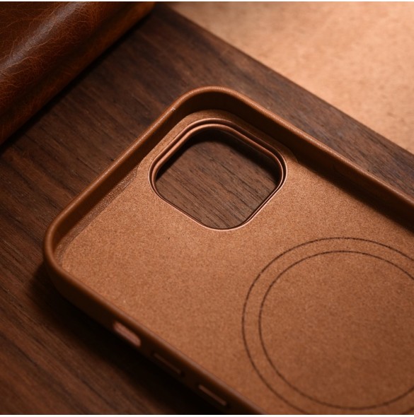iCarer Case Läderfodral Skal för iPhone 14 Plus Brown (MagSafe-kompatibel)