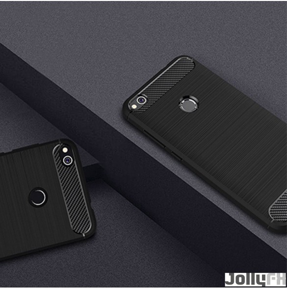 Svart och väldigt snyggt skydd Huawei P9 Lite 2017 / P8 Lite 2017 / Honor 8 Lite / Nova Lite.