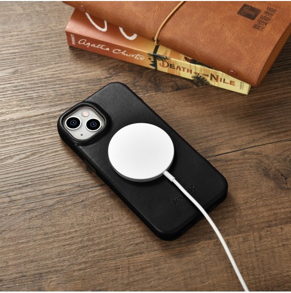 iCarer CE Oil Wax Premium Leather Folio Case Läderfodral iPhone 14 Plus Magnetic Flip MagSafe Black (AKI14220707-BK)