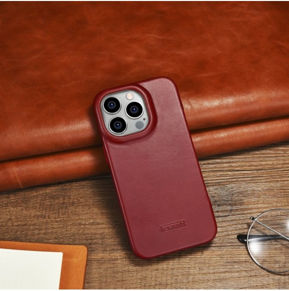 iCarer CE Oil Wax Premium Leather Folio Case Läderfodral iPhone 14 Pro Max Magnetic Flip MagSafe Röd (AKI14220708-RD)