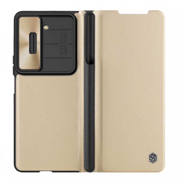 Läderfodral med flip och kameraskydd för Samsung Galaxy Z Fold 5 Nillkin Qin Leather Pro - Guld