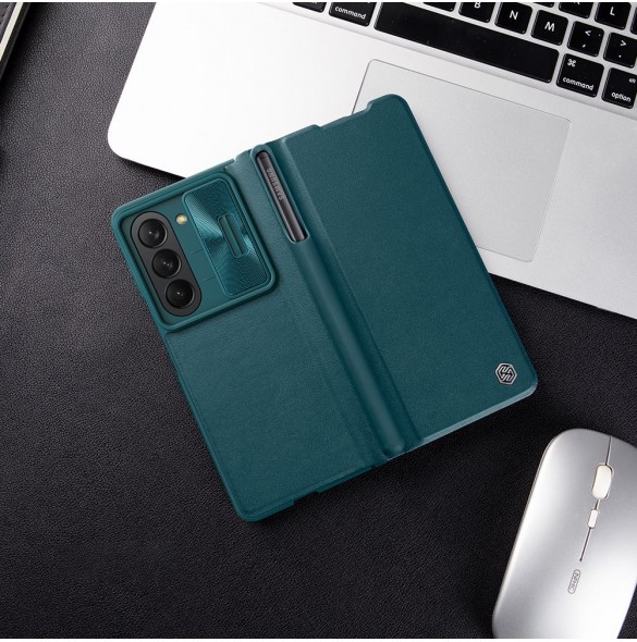 Läderfodral med flip och kameraskydd för Samsung Galaxy Z Fold 5 Nillkin Qin Leather Pro - Guld