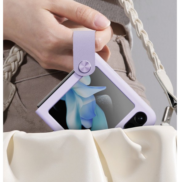Nillkin Flex Flip Fodral med berlock och ställ för Samsung Galaxy Z Flip 5 - Peach