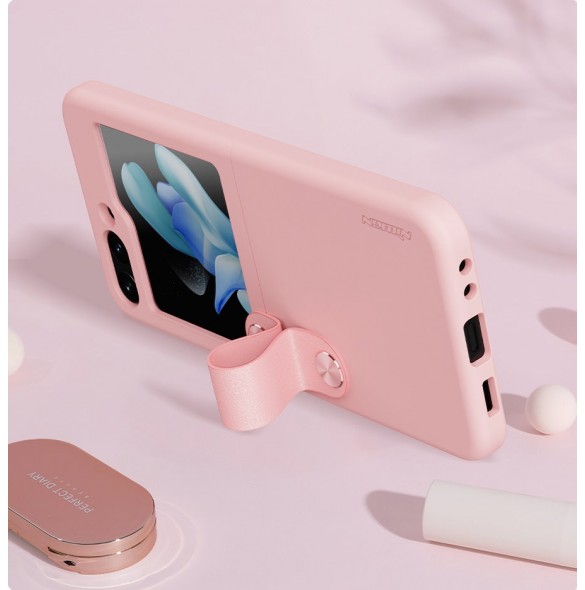 Nillkin Flex Flip Fodral med berlock och ställ för Samsung Galaxy Z Flip 5 - Peach