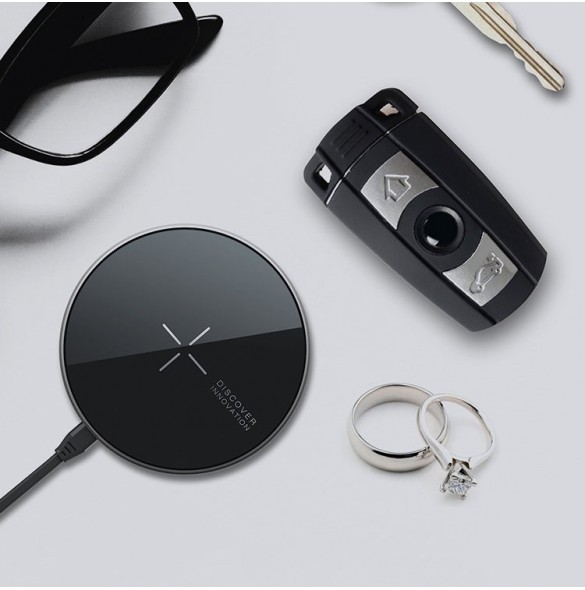Nillkin MagSlim Qi trådlös laddare 10W för iPhone kompatibel med MagSafe svart