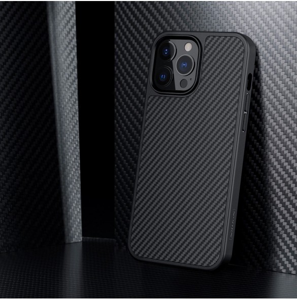 Nillkin Synthetic Fiber Carbon fodral till iPhone 13 Pro svart