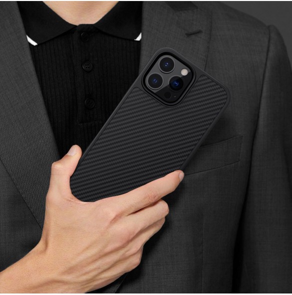 Nillkin Synthetic Fiber Carbon fodral till iPhone 13 Pro Max svart