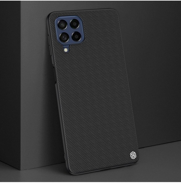 Nillkin Textured Case Slitstarkt förstärkt fodral med en gelram och nylon på baksidan Samsung Galaxy M53 5G svart