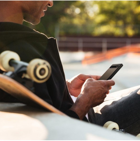 Spigen Rugged Armor telefonfodral för Google Pixel 6A svart