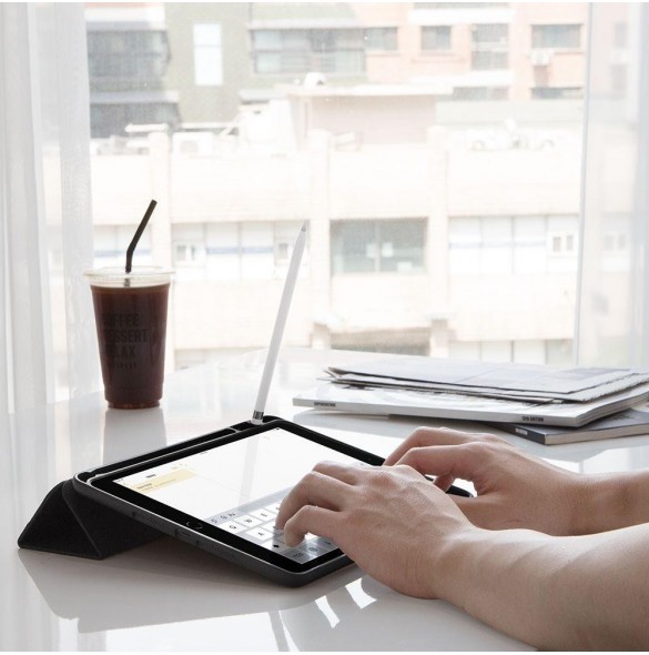 Spigen URBAN FIT IPAD 10.2 2019 / 2020 / 2021 SVART